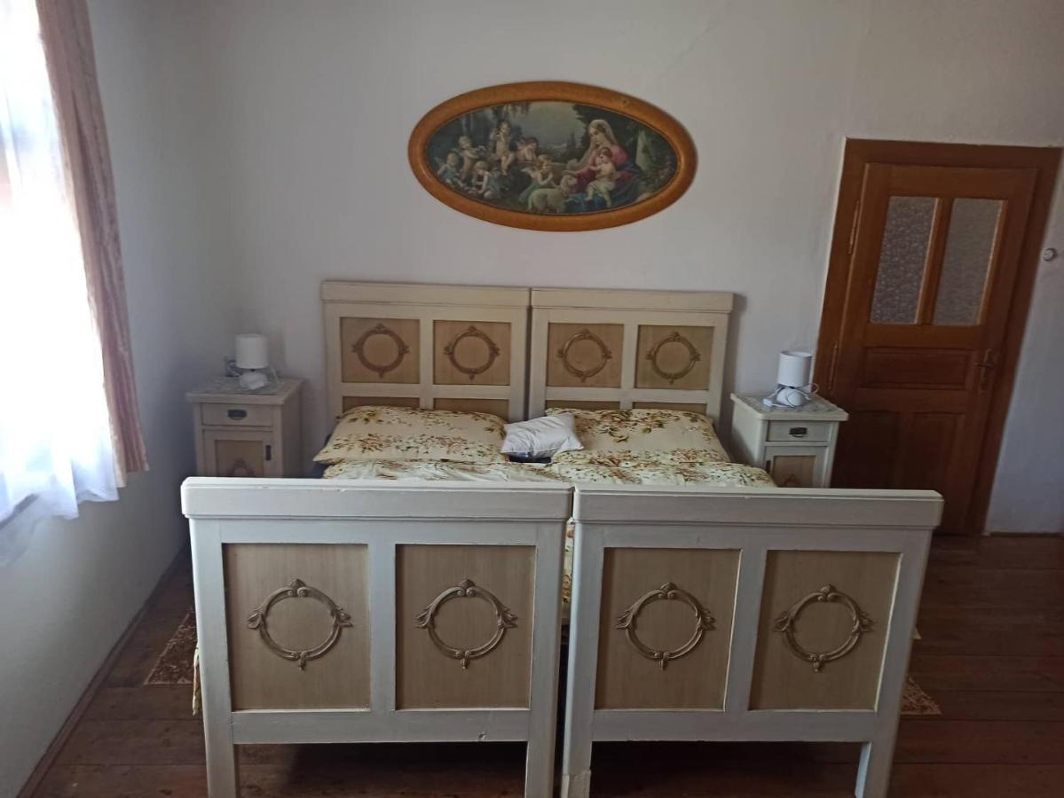 Apartman Menany Extérieur photo